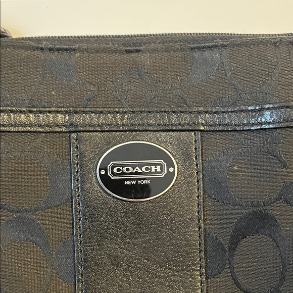 Coach Black Crossbody Bag - Picture 2 of 7